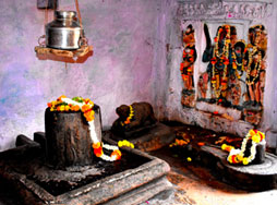 श्री गंगा केशव मंदिर